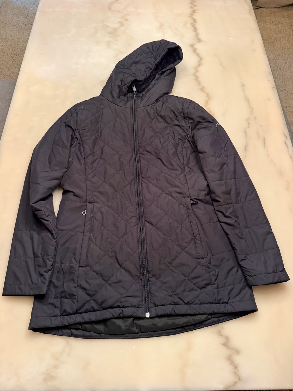 Columbia Women's Quilted Hooded Puffer Jacket - Black